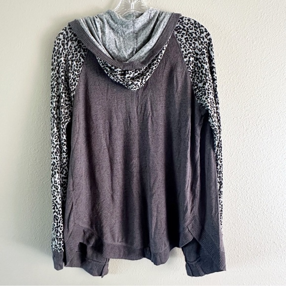 Maurices Leopard Print Hooded Purple Open Cardigan - Picture 4 of 5